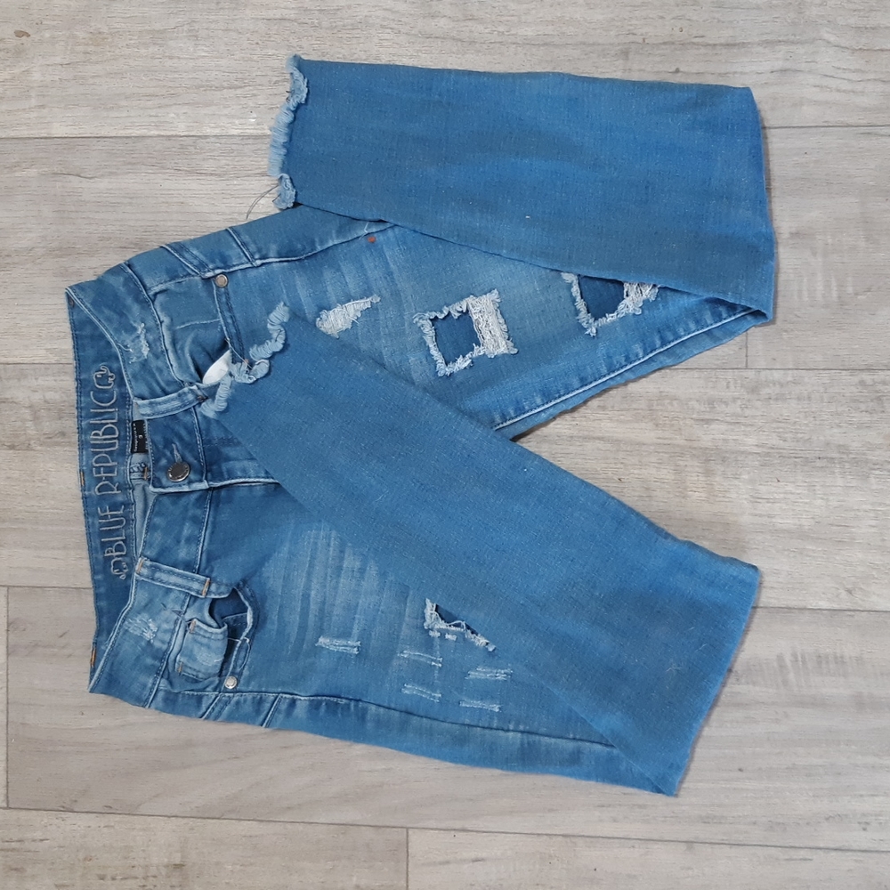 Womens Sz 3 jeans Demolished Skinny ripped hole BLUE REPUBLIC Thin High Ankles